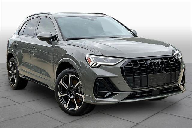 Certified 2025 Audi Q3 2.0T Premium w/ Convenience Package AWD/4WD image 3