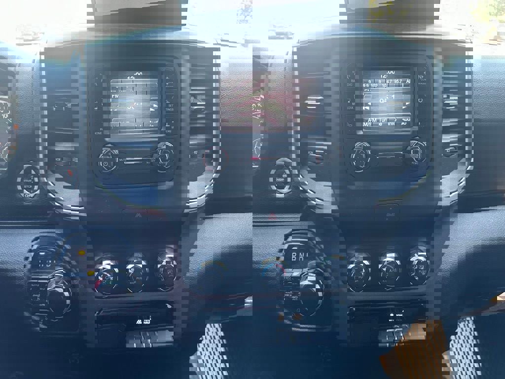 Used 2021 RAM 1500 Big Horn image 14