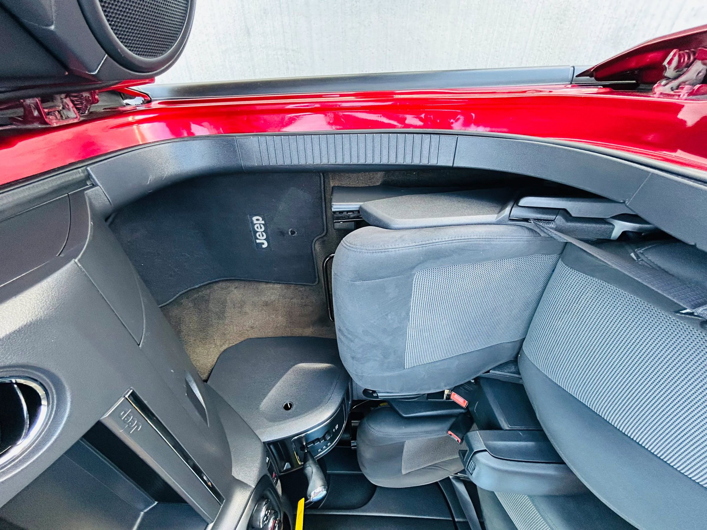 Used 2016 Jeep Patriot Sport w/ Power Value Group AWD/4WD image 22