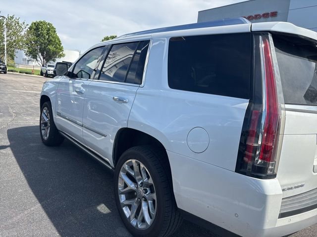Used 2018 Cadillac Escalade Premium Luxury AWD/4WD image 4