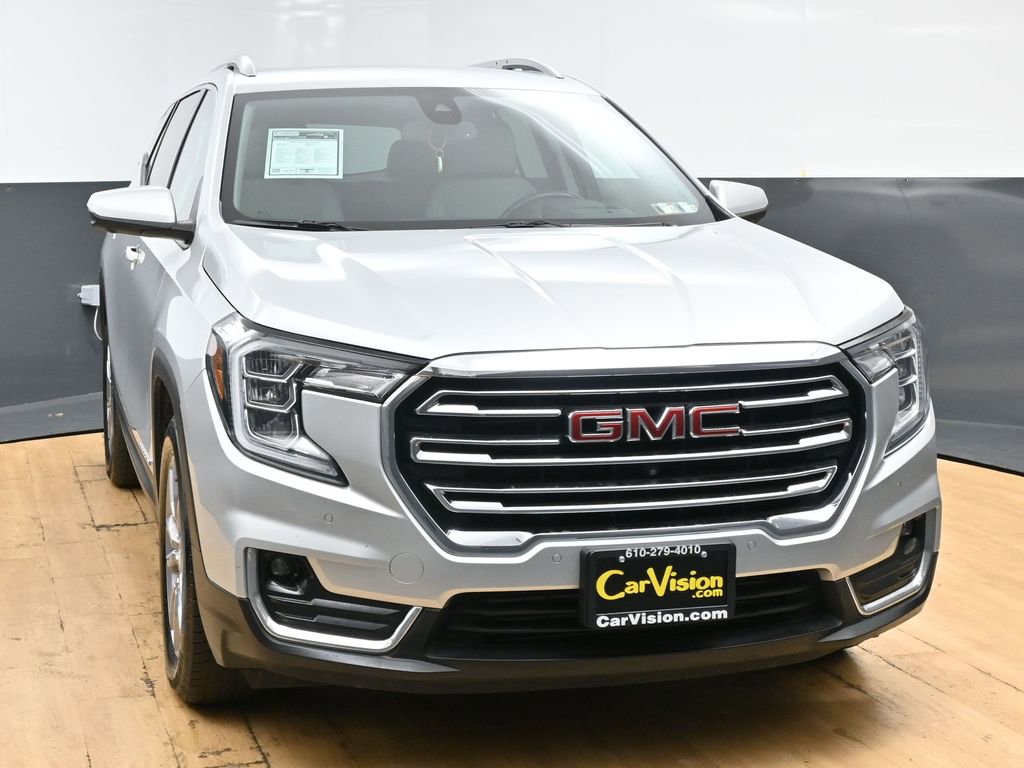 Used 2022 GMC Terrain SLT w/ Infotainment Package II image 4