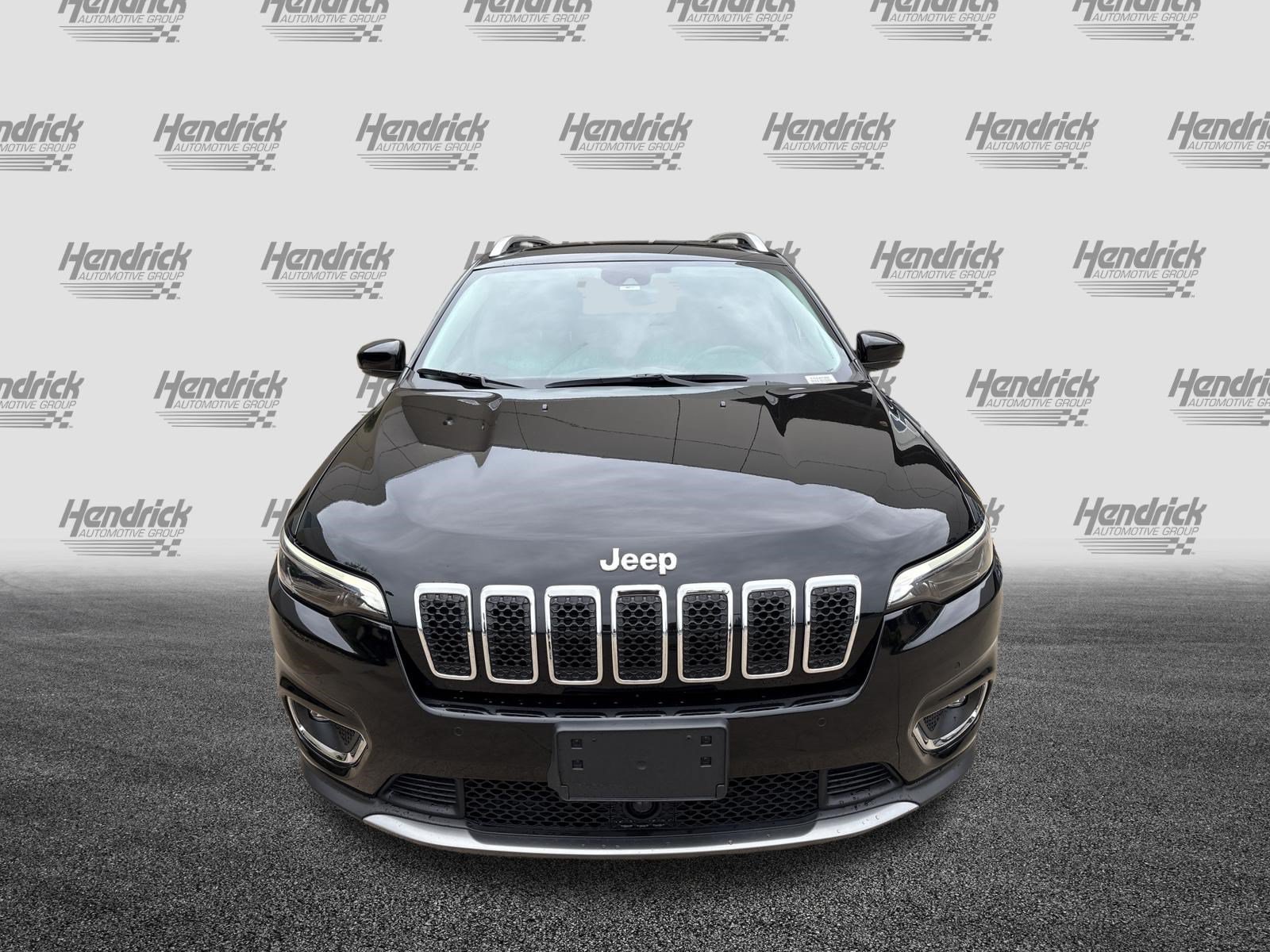 Used 2021 Jeep Cherokee Limited w/ Trailer Tow Group AWD/4WD image 3
