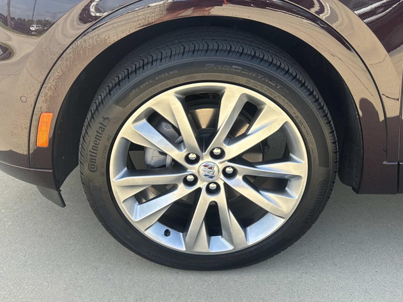 Used 2023 Buick Envision Avenir AWD/4WD image 4