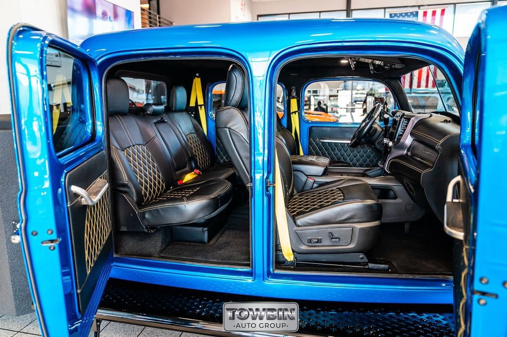 Used 2021 RAM 4500 4x4 Crew Cab DRW image 9