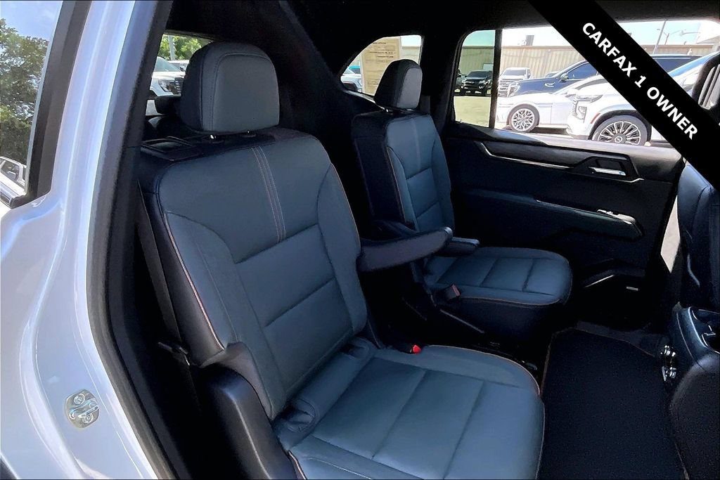 Used 2026 GMC Acadia AT4 AWD/4WD image 25