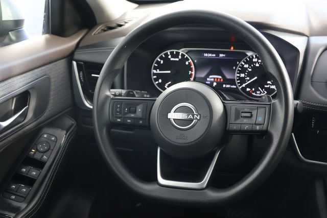 Used 2022 Nissan Rogue SV image 10