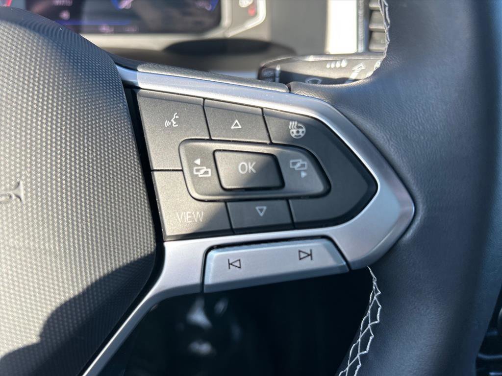 Used 2021 Volkswagen Atlas Cross Sport SEL Premium image 27