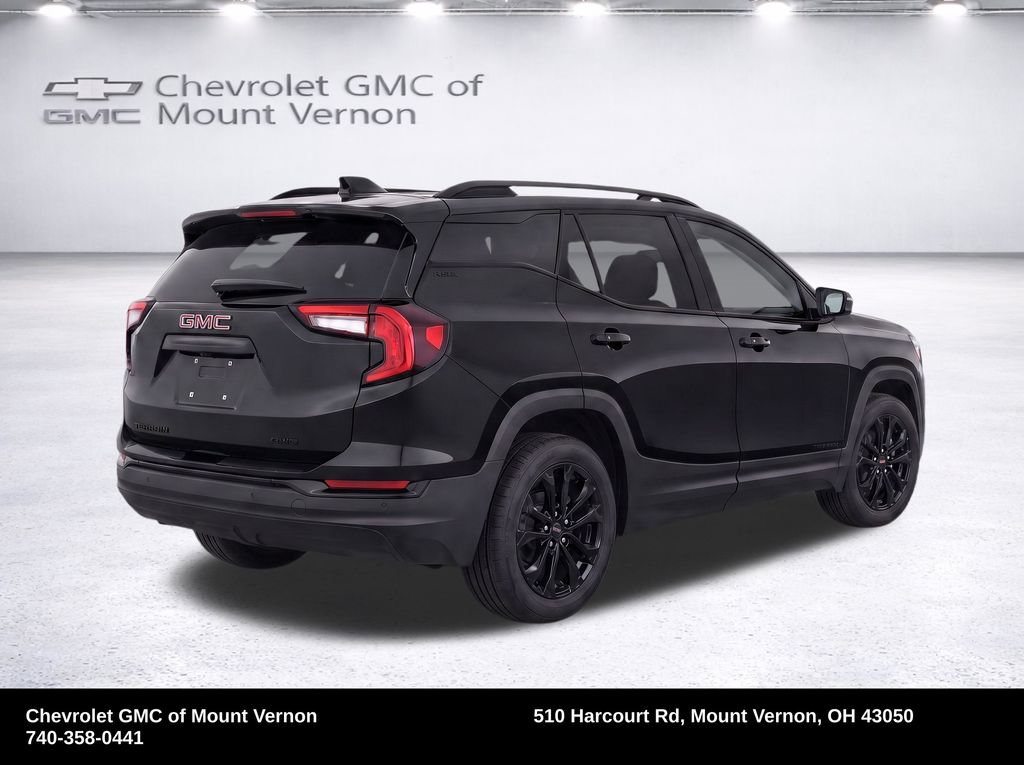 Used 2022 GMC Terrain SLE w/ Driver Convenience Package AWD/4WD image 4