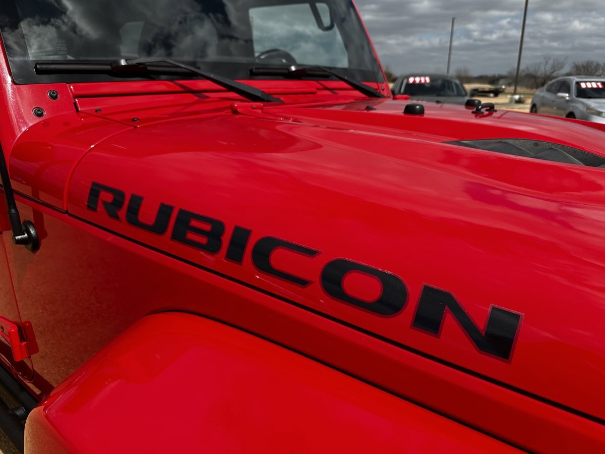 Used 2015 Jeep Wrangler Unlimited Rubicon AWD/4WD image 9