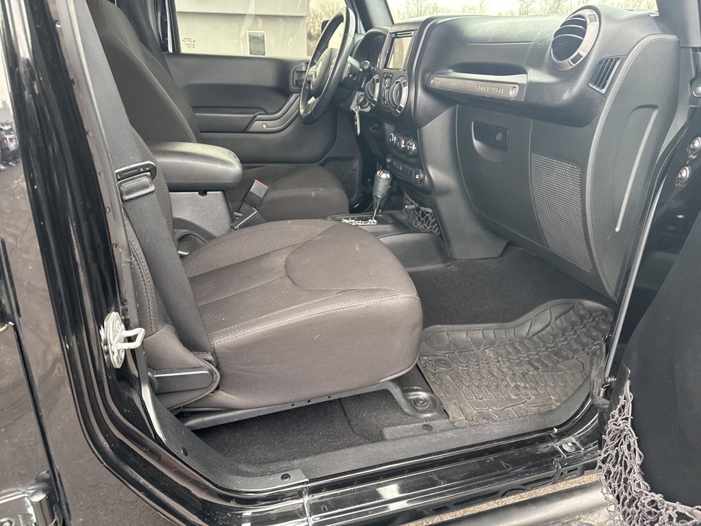 Used 2015 Jeep Wrangler Unlimited Sport w/ Quick Order Package 24S image 19