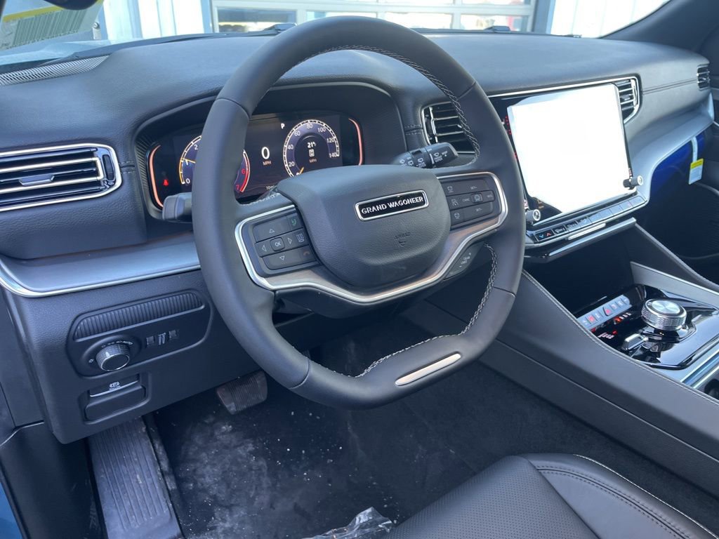 New 2026 Jeep Grand Wagoneer L Limited AWD/4WD image 3