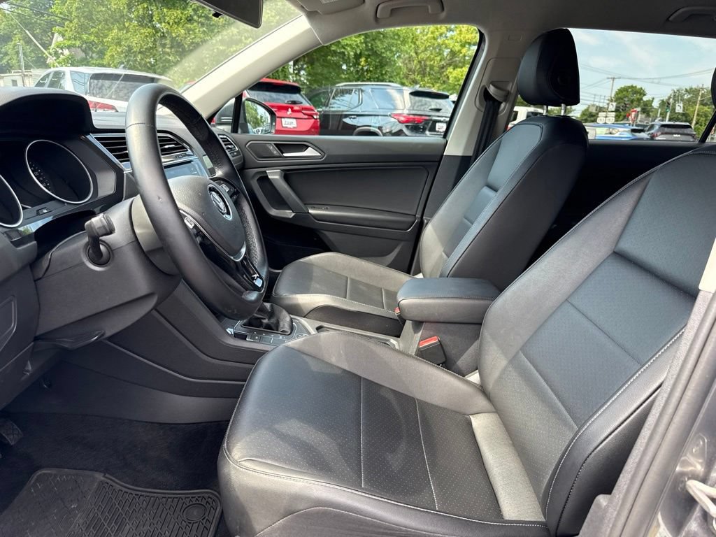 Used 2019 Volkswagen Tiguan SE AWD/4WD image 10