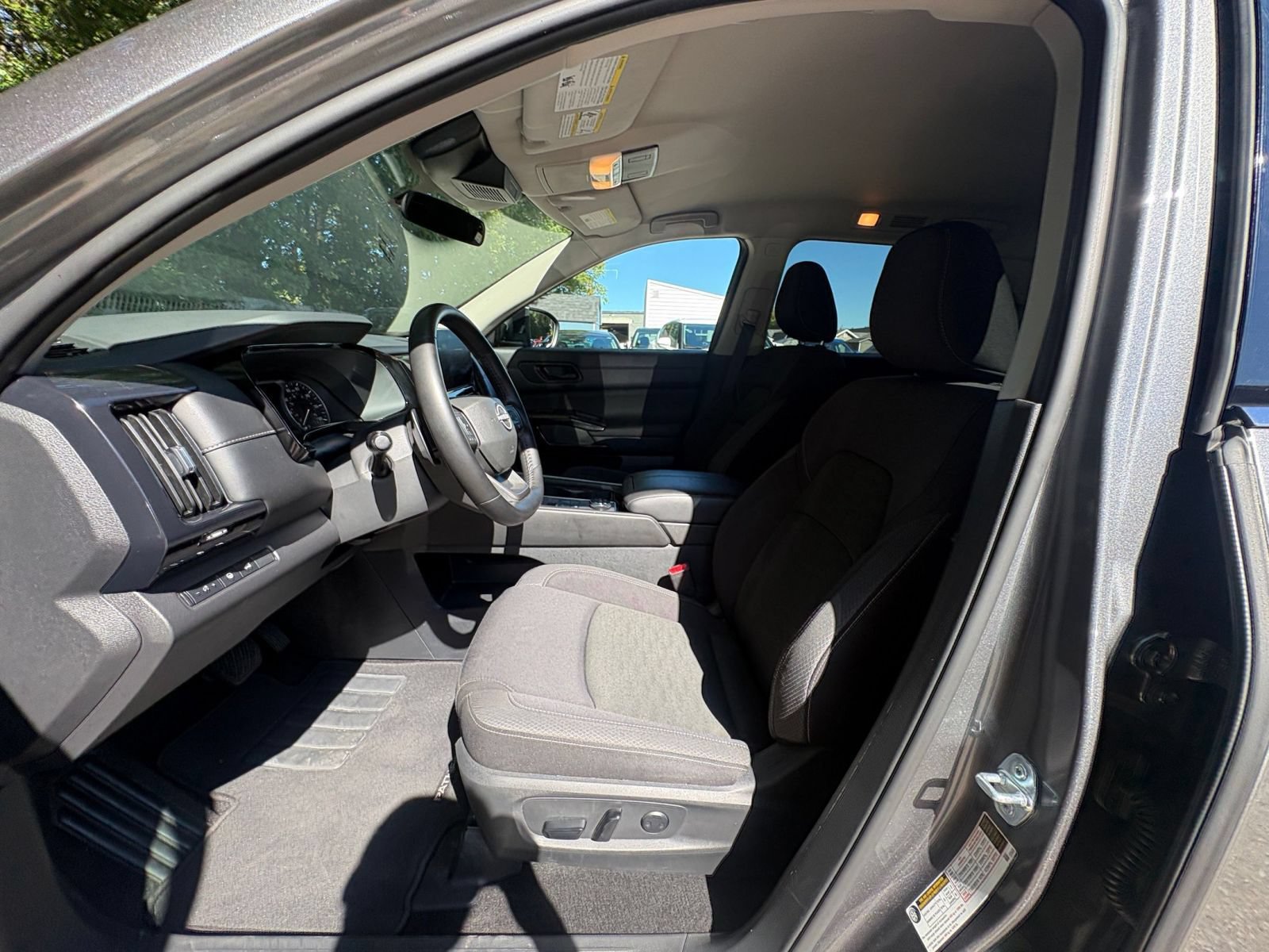 Used 2026 Nissan Pathfinder SV AWD/4WD image 26