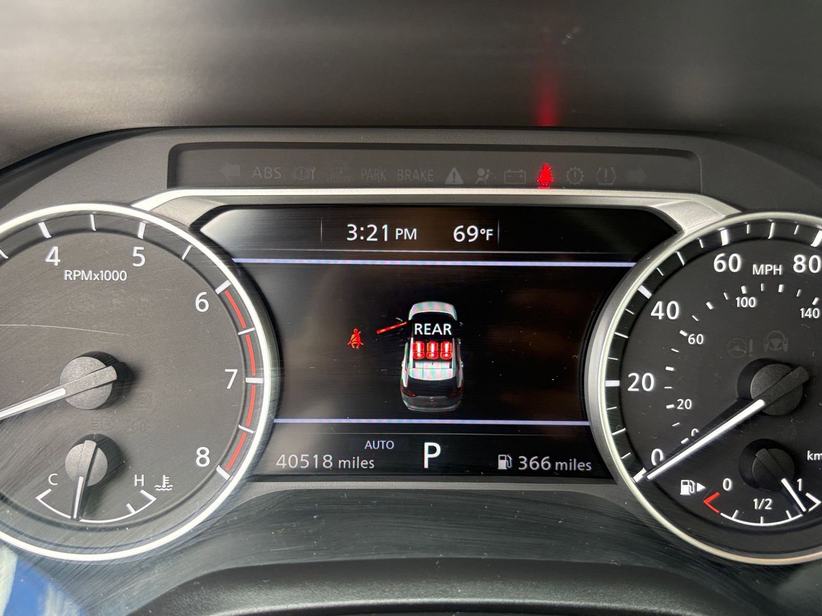 Used 2025 Nissan Rogue SV image 42