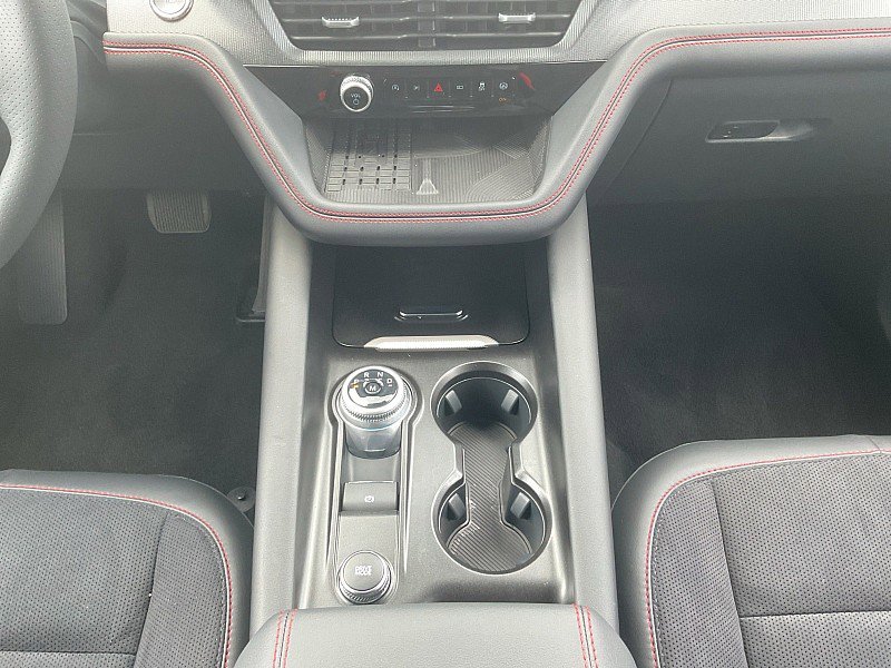 Used 2025 Ford Explorer ST image 8