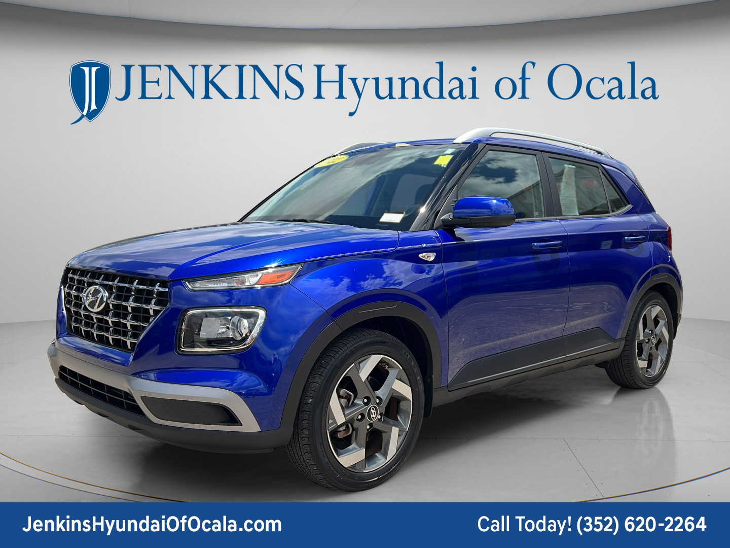Used 2022 Hyundai Venue SEL w/ Cargo Package FWD image 7