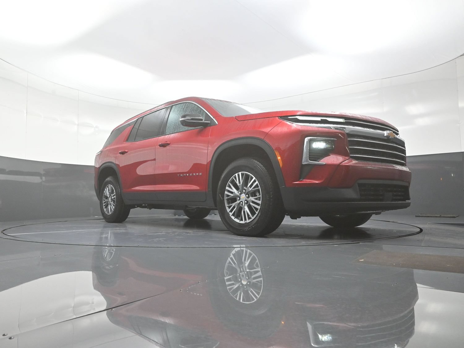 New 2026 Chevrolet Traverse LT w/ Driver Confidence Package AWD/4WD image 9