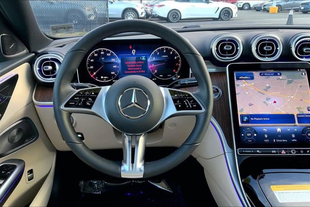 Used 2025 Mercedes-Benz C 300 4MATIC Sedan image 4