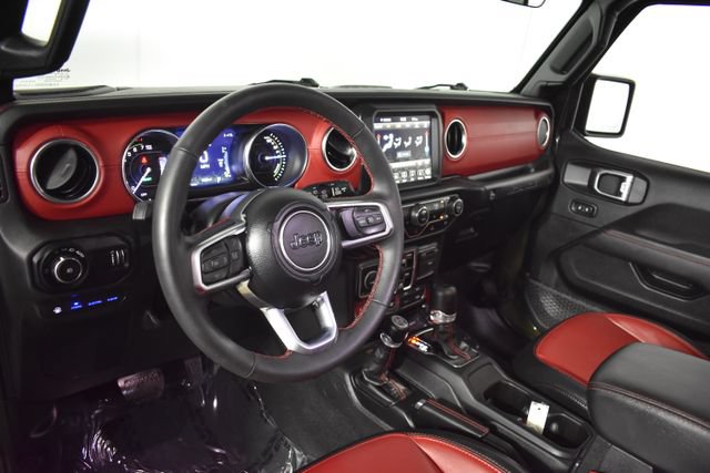 Used 2023 Jeep Wrangler Unlimited Rubicon 4xe AWD/4WD image 13