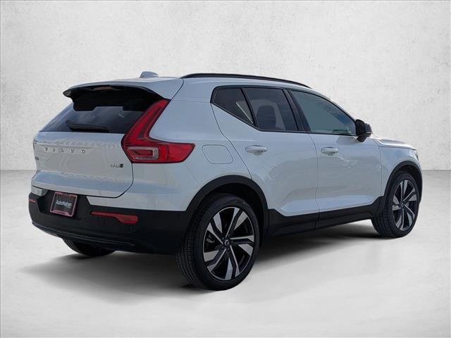 New 2026 Volvo XC40 B5 Ultra w/ Climate Package video 2