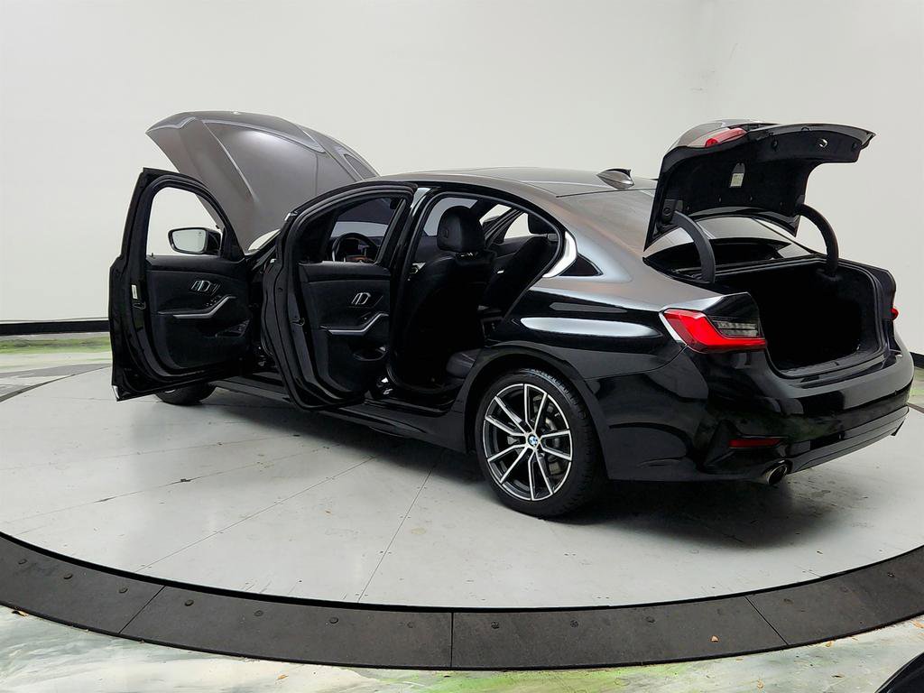 Used 2019 BMW 330i Sedan w/ Driving Assistance Package RWD image 12