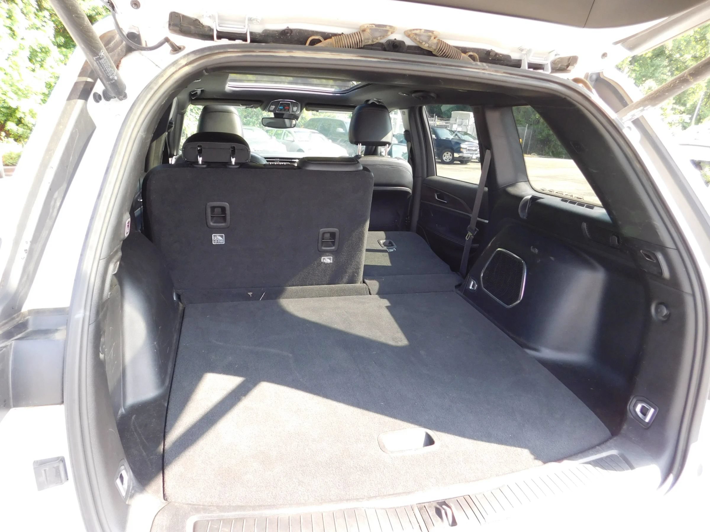 Used 2024 Jeep Grand Cherokee Limited 4xe AWD/4WD image 8