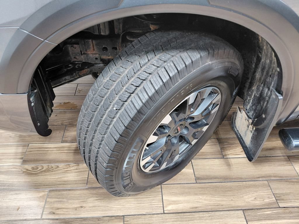 Used 2020 Nissan Titan PRO-4X AWD/4WD image 34