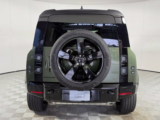 New 2026 Land Rover Defender 110 X-Dynamic SE AWD/4WD image 5