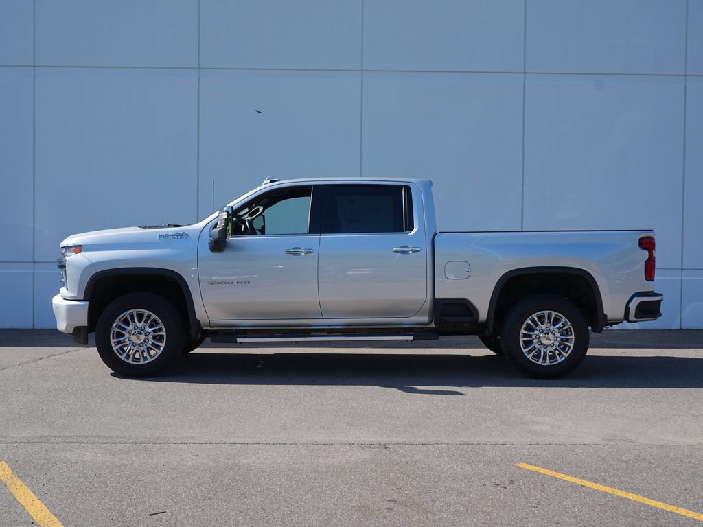 Certified 2022 Chevrolet Silverado 3500 High Country w/ Z71 Off-Road Package AWD/4WD image 6