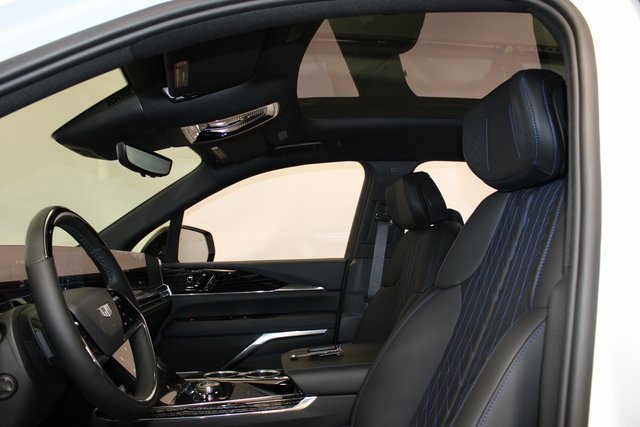 New 2025 Cadillac Escalade IQ Sport 1 w/ LPO, ONYX Package image 6