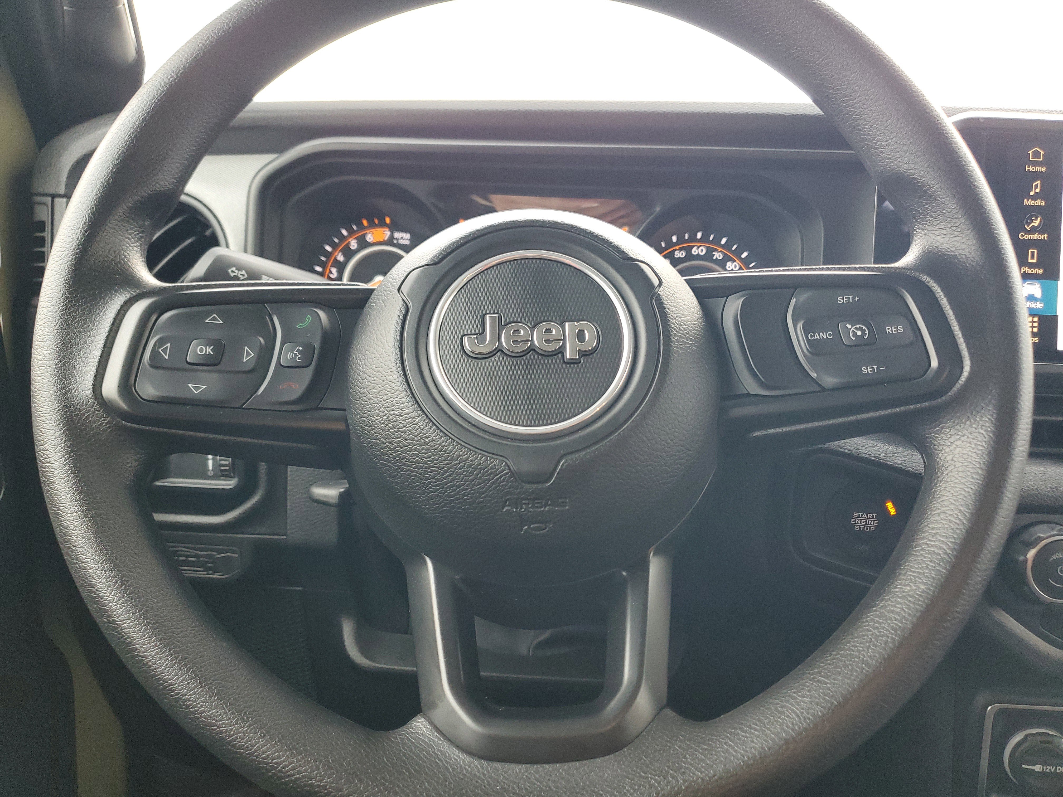 Used 2025 Jeep Wrangler Sport image 16