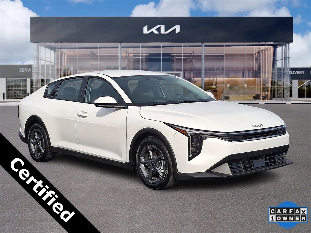Certified 2025 Kia K4 LXS image 1