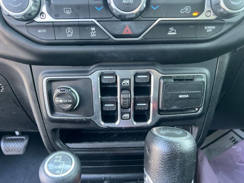 Used 2021 Jeep Wrangler Unlimited Sport image 25
