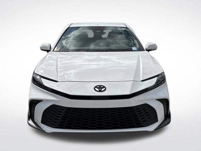 Used 2026 Toyota Camry SE FWD image 10