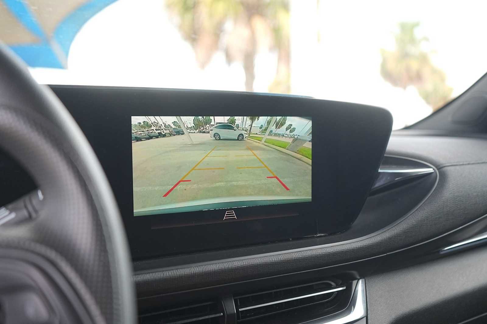 Used 2025 Buick Envista Preferred FWD image 24