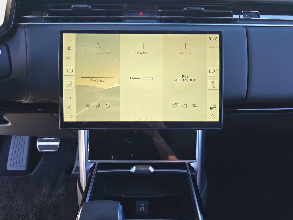 New 2026 Land Rover Range Rover SE AWD/4WD image 22