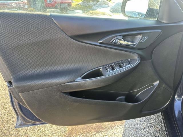 Used 2016 Chevrolet Malibu LT image 7