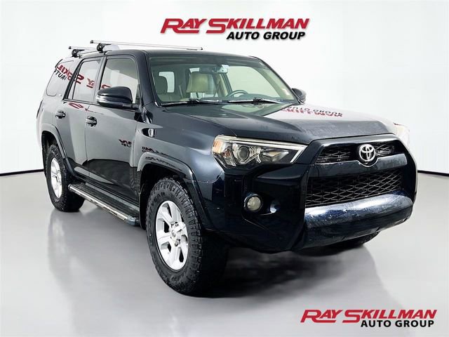 Used 2017 Toyota 4Runner SR5 Premium image 1