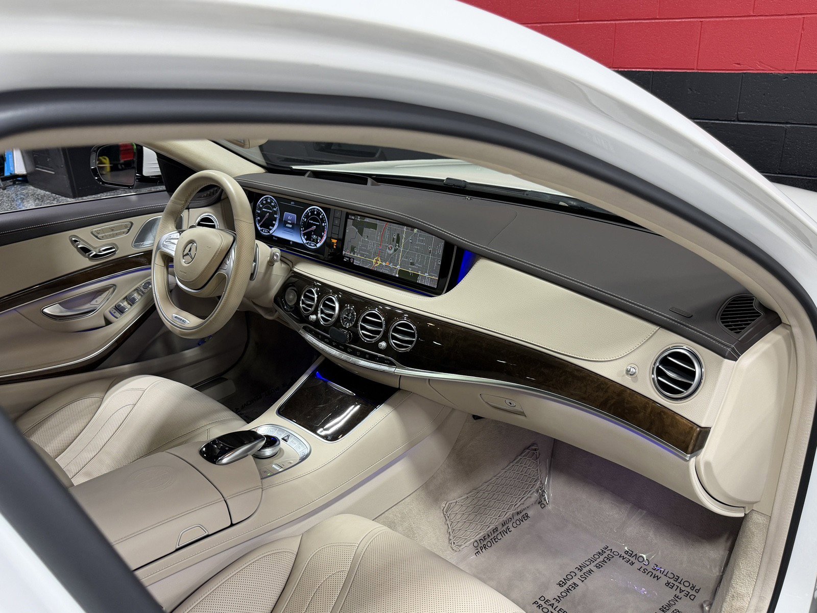 Used 2015 Mercedes-Benz S 63 AMG 4MATIC Sedan w/ Driver Assistance Package image 47