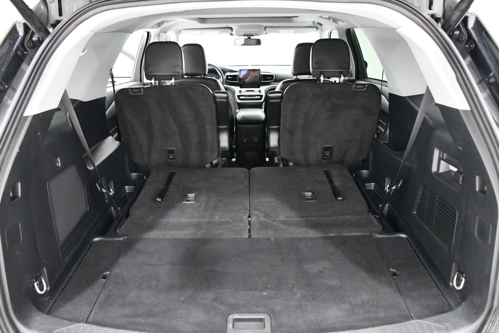 Used 2024 Ford Explorer XLT w/ Equipment Group 202A AWD/4WD image 24