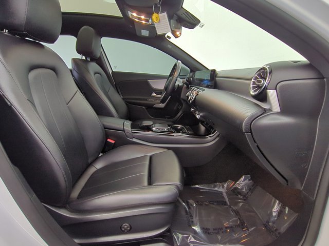 Used 2021 Mercedes-Benz A 220 image 25