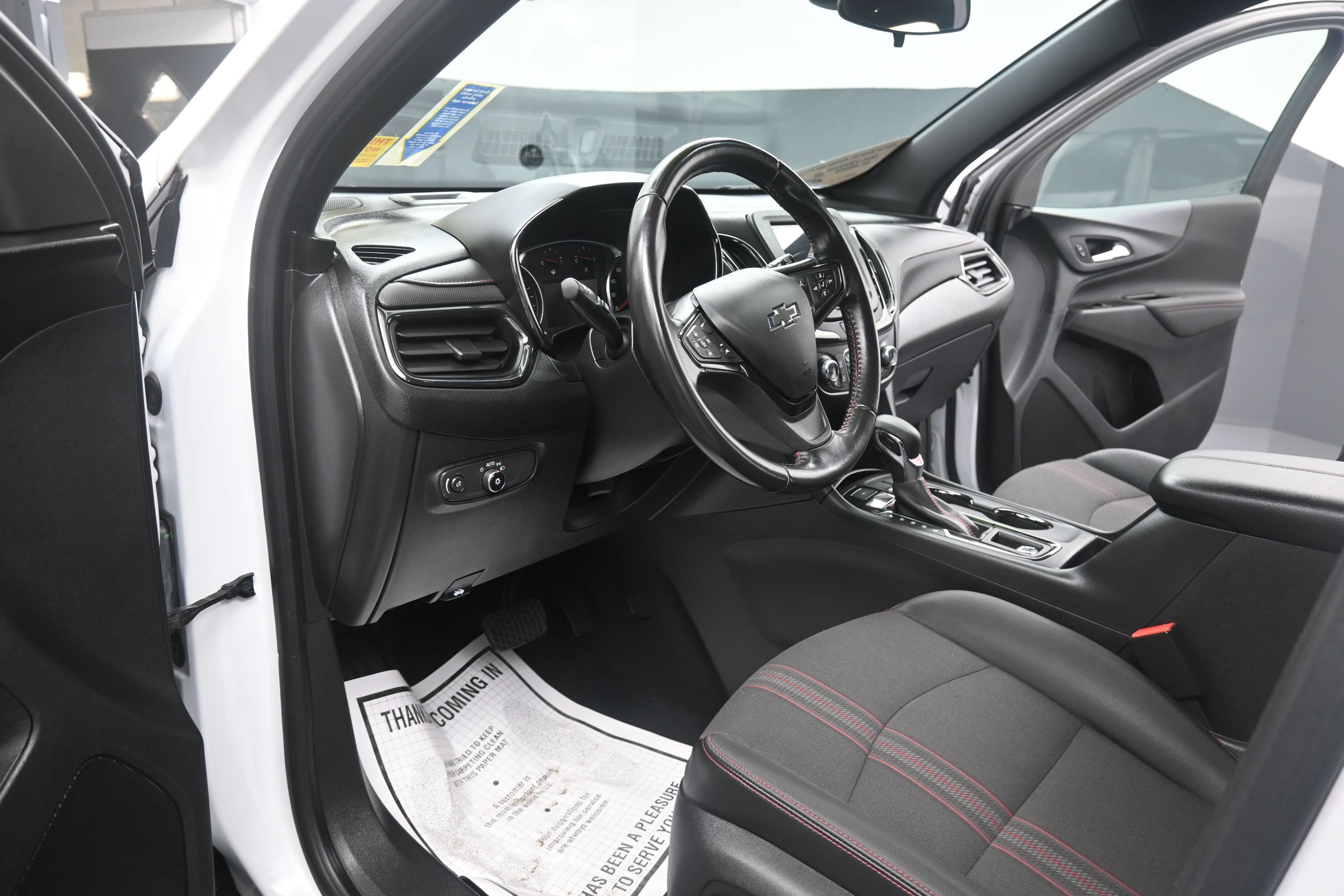 Used 2022 Chevrolet Equinox RS AWD/4WD image 23