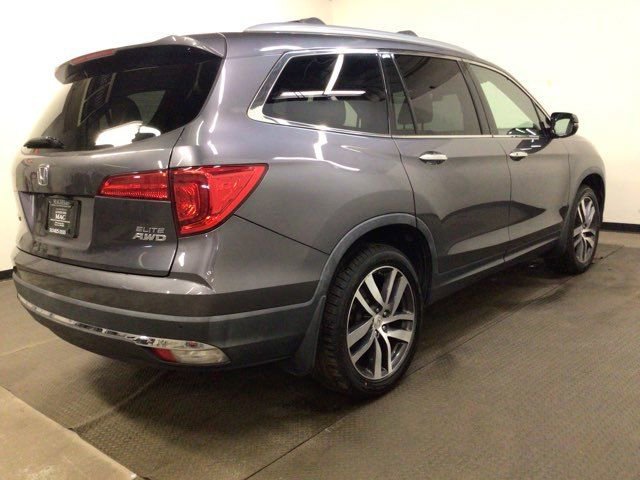 Used 2017 Honda Pilot Elite image 4