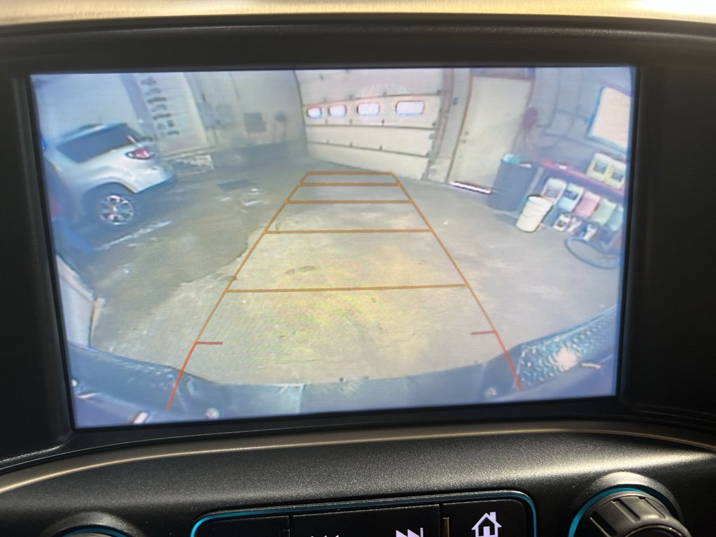 Used 2018 GMC Sierra 3500 Denali w/ Duramax Plus Package image 23