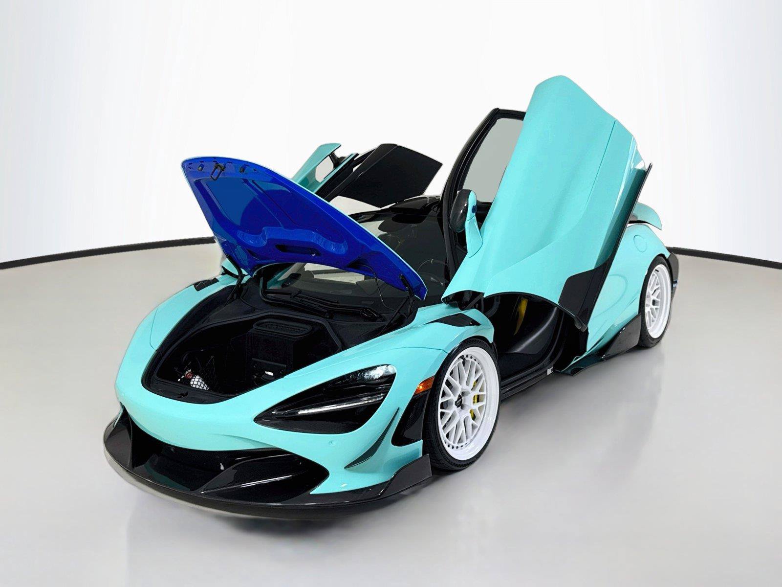 Used 2021 McLaren 720S Performance RWD image 40