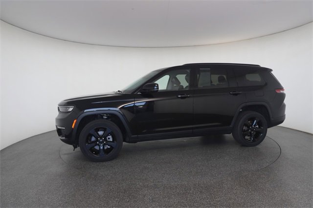 Used 2023 Jeep Grand Cherokee L Limited w/ Black Appearance Package image 6