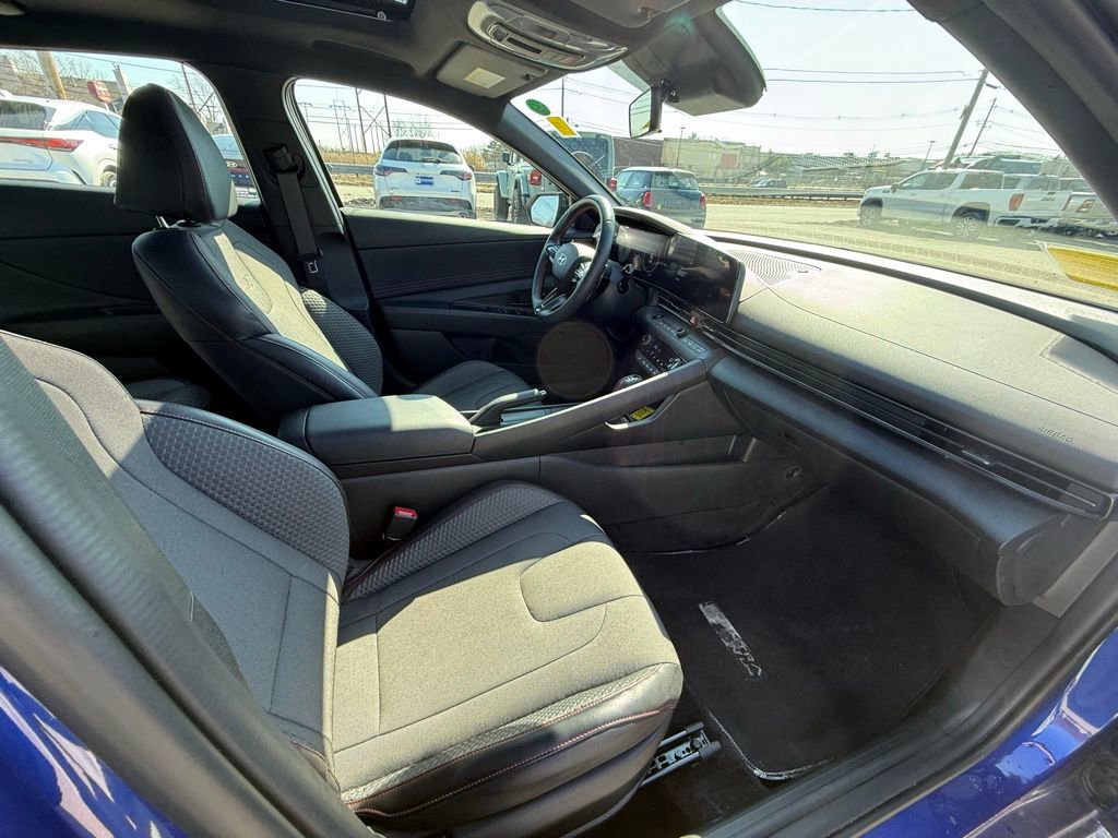 Used 2025 Hyundai Elantra N Line image 14