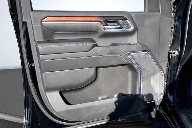 Used 2025 GMC Sierra 3500 Denali w/ Denali Reserve Package image 21