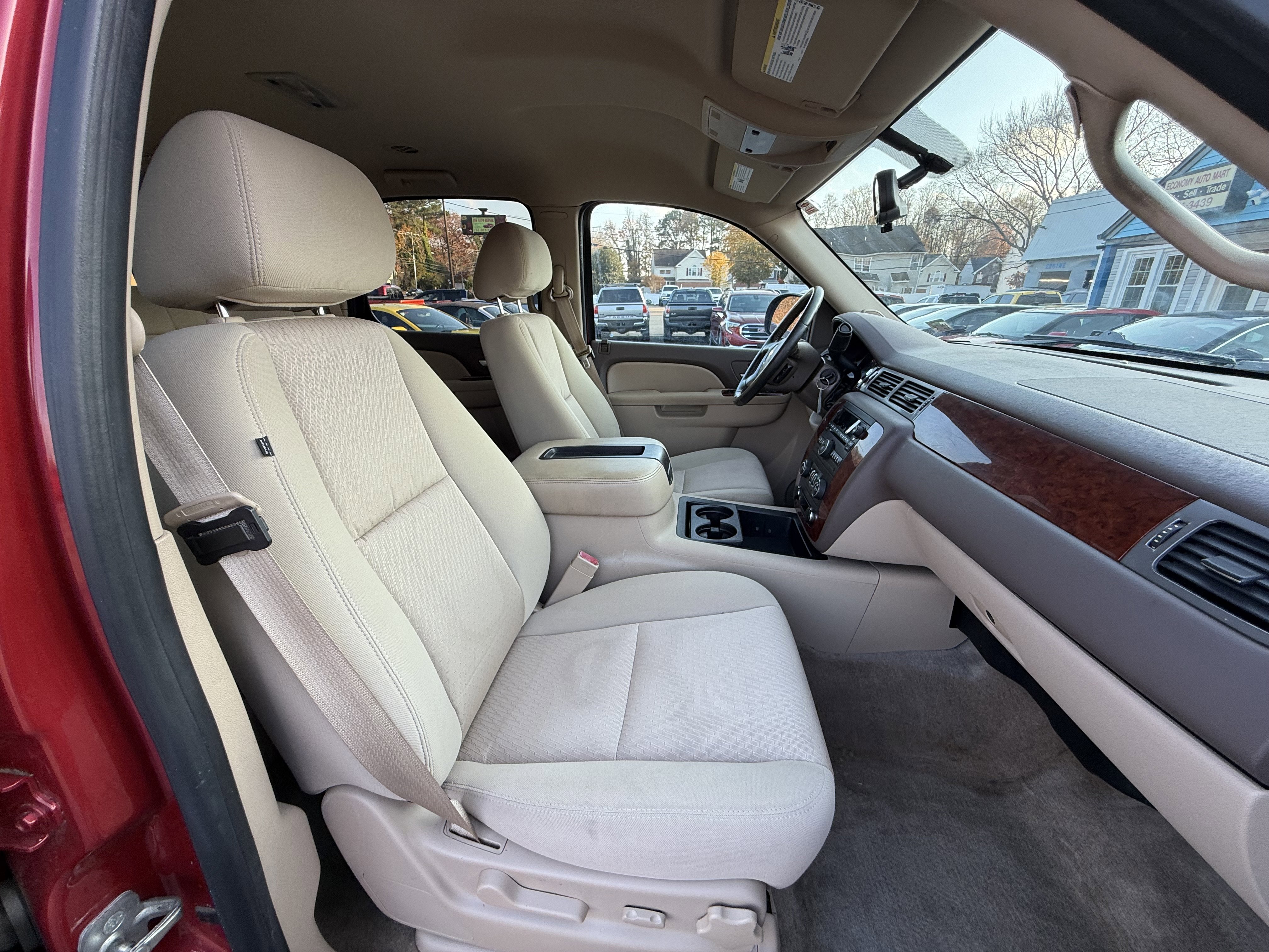 Used 2012 Chevrolet Tahoe LS image 16