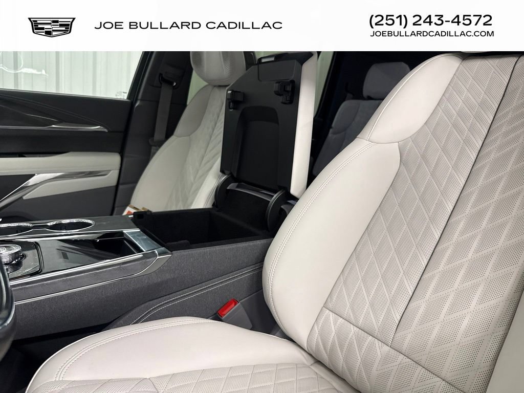 New 2026 Cadillac Escalade IQL Luxury w/ LPO, Floor Liner Package AWD/4WD image 42